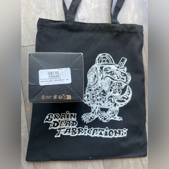 NEW 2024 BRAIN DEAD X OAKLEY Eye Jacket Prizm Violet Lens W/Brain Dead TOTE BAG! - Picture 9 of 11